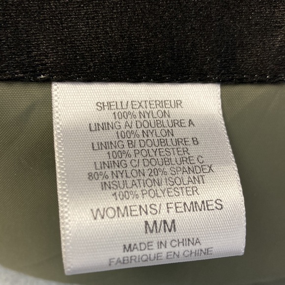 The North Face Women’s Jacket Waterproof HyVent size Medium GREAT condition - Picture 15 of 16